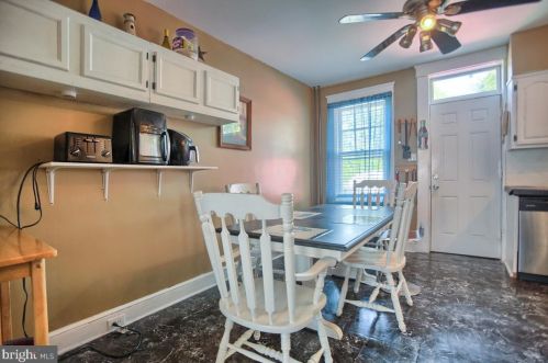 41 Pearl St, Lancaster PA 17603-3230 exterior