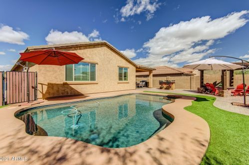 3765 Aracely Dr, Phoenix AZ 85087-5998 exterior