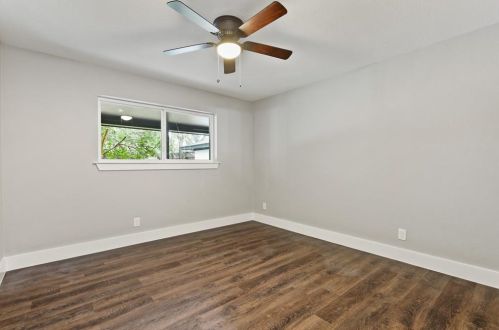 11032 Carissa Dr, Dallas TX  75218-1366 exterior