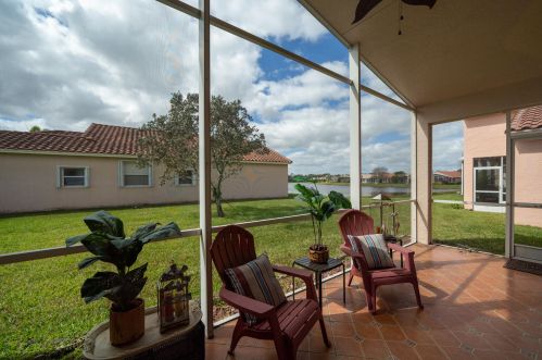 426 Springview Loop, Fort Pierce FL  34986-2663 exterior