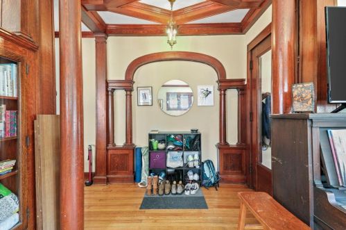 422 Baldwin St, Madison WI 53703-1746 exterior