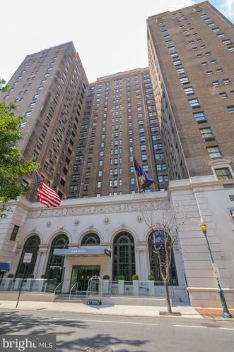 1701 Locust St, Philadelphia PA 19103-6120 exterior