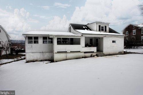 11208 Raystown Rd, Huntingdon PA 16652-7434 exterior