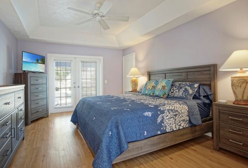 2835 Eagle Dr, Fort Pierce, FL 34984-6320