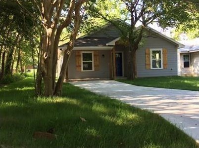 929 Collins St, Denison TX  75020-7536 exterior