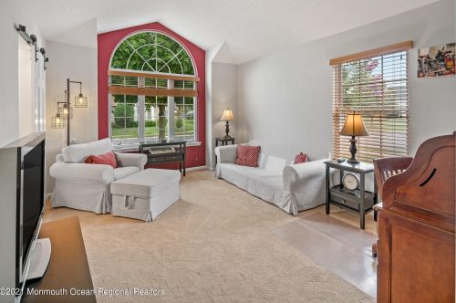 2 Abercorn Ct, Jackson Twp NJ  08527-3965 exterior