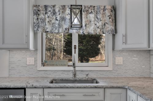 341 Devon St, Lakehurst NJ  08759-4637 exterior