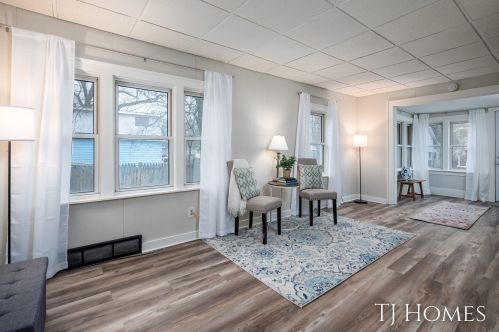 967 Emerson Ave, Meskegon MI  49442-5131 exterior