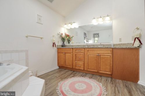 15406 Jamies Way, Accokeek MD 20607-2338 exterior