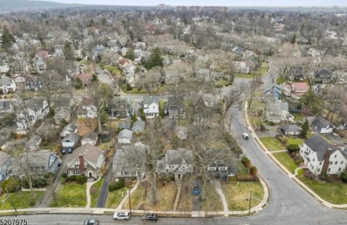 103 Oakview Ave, Maplewood NJ 07040-2303 exterior