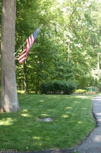 70 Landing Trl, Parsippany NJ 07834-1014 exterior