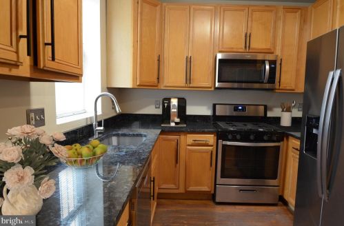 2827 11th St, Washington DC  20001-3901 exterior