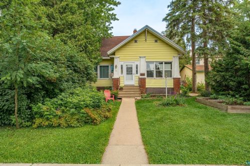 35 White St, Ely MN 55731-1248 exterior