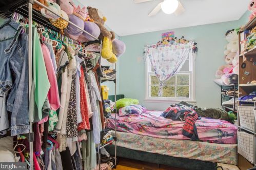 12115 Valleywood Dr, Silver Spring MD 20902-2239 exterior