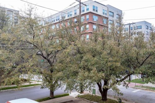 3501 Dickason Ave, Dallas, TX 75219-4908