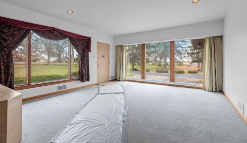 2580 Crystal Dr, Joliet IL 60404-6094 exterior