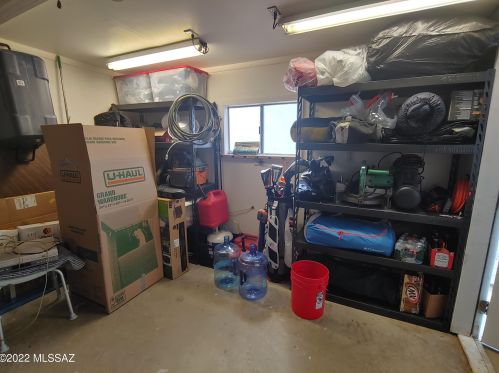 225 Mora Dr, Green Valley AZ 85614-4318 exterior