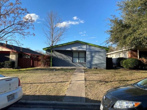 5801 Alsace Trl, Austin TX 78724-6178 exterior