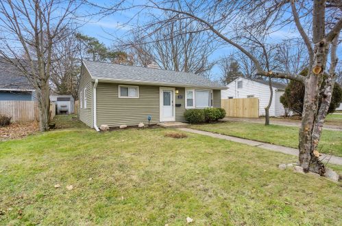 3112 Emerald Dr, Kalamazoo MI  49001-4537 exterior