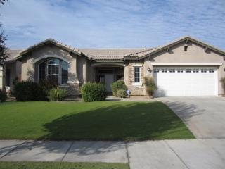 11108 Cypress Falls Ave, Bakersfield CA  93312-6698 exterior