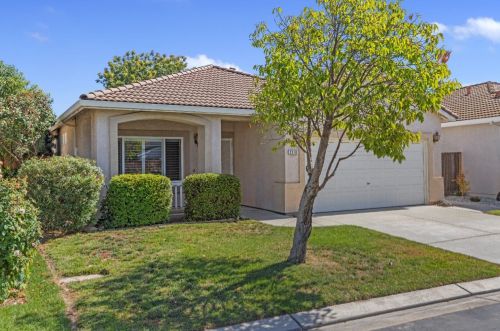 3310 Spring Garden Dr, Turlock, CA 95382-9721