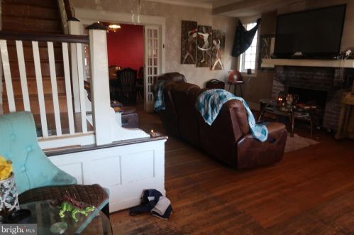 923 Fillmore St, Philadelphia PA 19124-2926 exterior