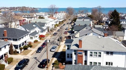 17 Hovey St, Quincy MA  02171-1809 exterior