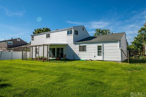 15 Sims Rd, Edison NJ 08817-3034 exterior