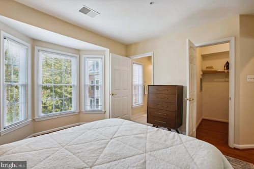 507 Pendleton St, Alexandria VA 22314-1903 exterior