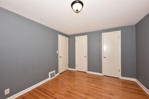 8006 Lisbon Ave, Milwaukee WI 53208-2052 exterior