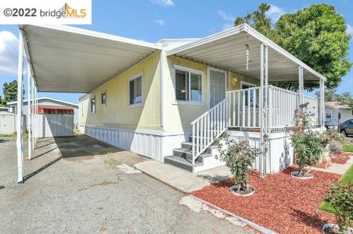 122 A St, Concord, CA 94520-5306