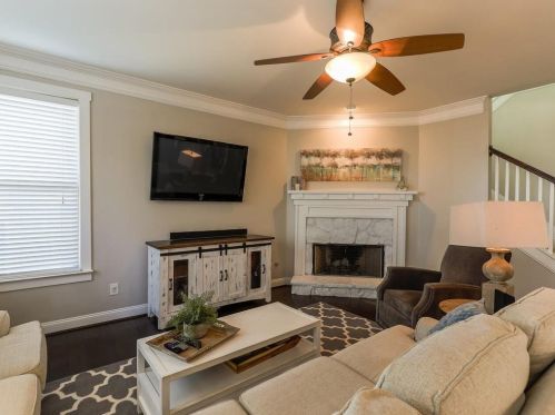 2070 Hatteras Way, Atlanta GA 30318-1083 exterior