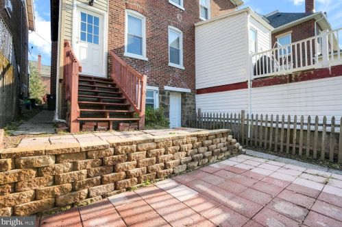 103 3rd Ave, Limerick PA  19468-1905 exterior