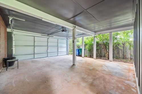 3904 Gladney Dr, Atlanta GA  30340-4618 exterior