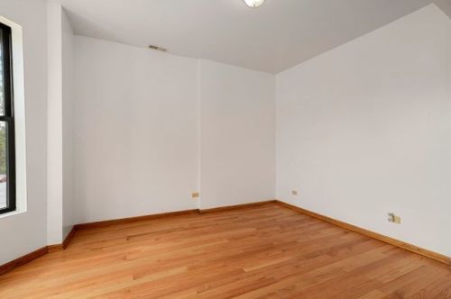 6152 Ellis Ave, Chicago IL 60637-2614 exterior