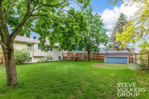 7385 Sunview Dr, Grand Rapids MI 49548-7381 exterior