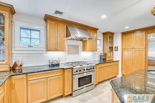 419 Middlesex Ave, Metuchen NJ 08840-1419 exterior