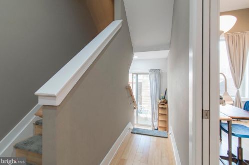 812 Christian St, Philadelphia PA 19147-3914 exterior