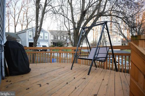 2843 Schubert Dr, Silver Spring MD 20904-6886 exterior