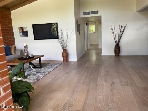 2920 4th St, Tucson, AZ 85716-4424