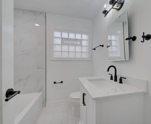 4852 La Crosse Ave, Chicago IL  60638-2119 exterior