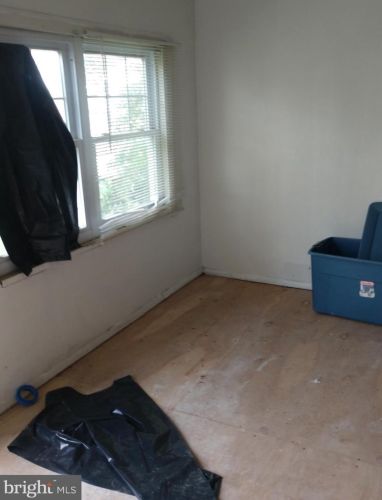 25 Front St, Darby PA 19023-3013 exterior