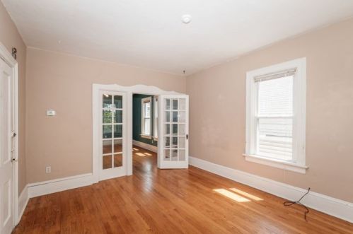 1856 Arlington Pl, Milwaukee WI 53202-1619 exterior