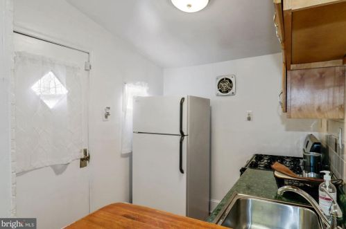 5815 Addison St, Philadelphia PA 19143-1204 exterior