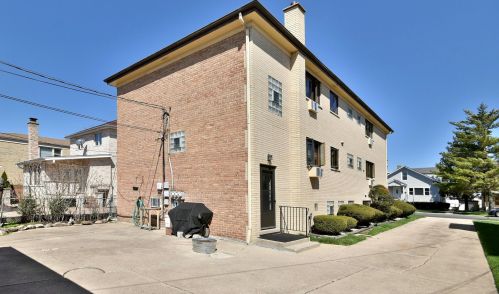 2616 74 Ct, Chicago IL 60707-3730 exterior