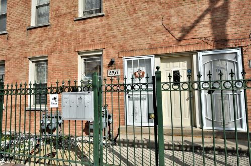 2937 Keeley St, Chicago, IL 60608-5819