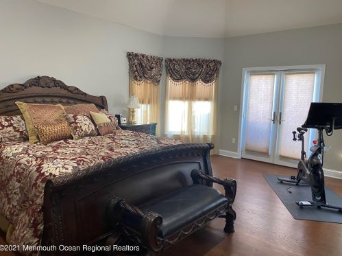 348 Central Blvd, Berkeley Township NJ 08721-3318 exterior