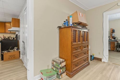 28 4 St, Taunton MA 02780-4812 exterior