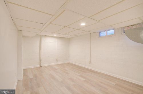 215 Highland Ave, Rockville MD  20850-4136 exterior