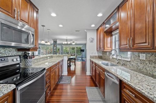 381 Del Rio Blvd, Boca Raton FL 33432-4735 exterior